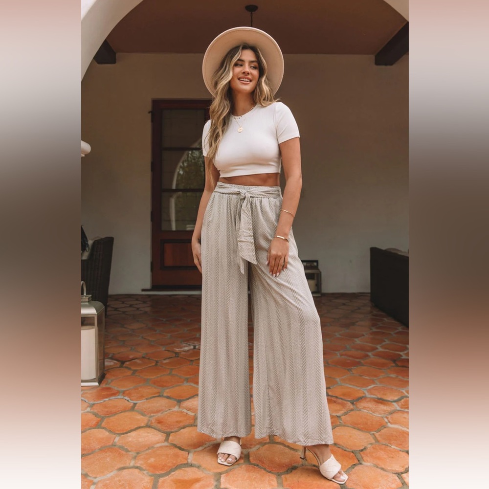 VICI HIGH WAISTED PRINTED POCKETED WIDE LEG PANTS - LIGHT TAUPE